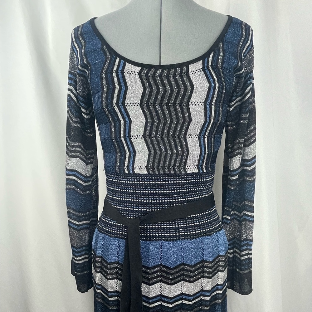EUC Laundry Metallic Knit Dress Med
